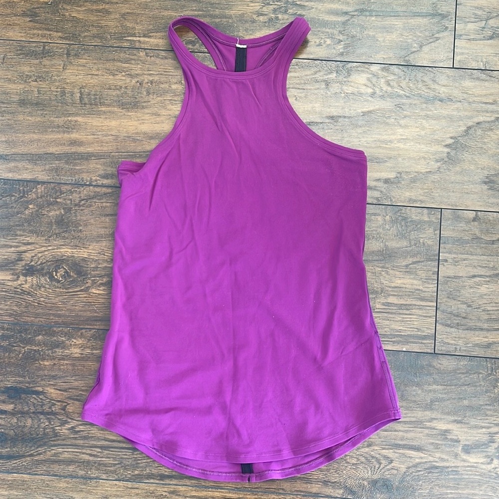 purple lululemon workout tank